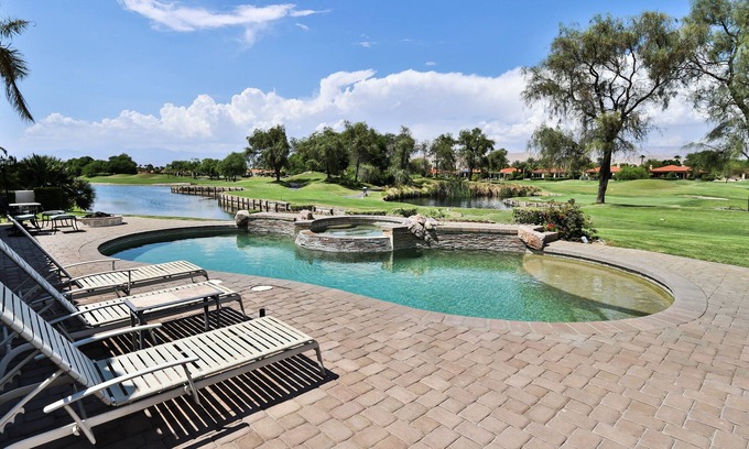 Rancho Mirage House | Rancho Mirage Golf and Tennis Vacation Home in Mission Hills Country Club.