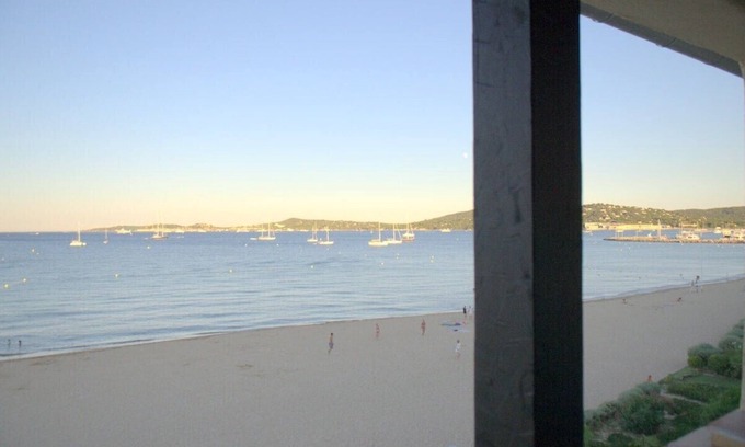 Port Grimaud Apartment | RARE On the beach - Exceptional view PORT GRIMAUD<>Apartment with air conditioning WIFI