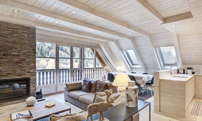 Baqueira Apartment | Ratera Bright duplex with excellent views for 8p in Val de Ruda Cota 1500