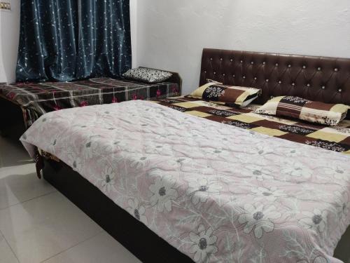Narainkoti Bed & Breakfast | Rawat Homestay