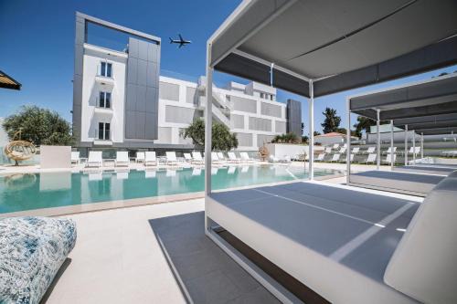 Perama Hotel | Ray Hotel Corfu