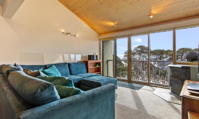 Hotham Heights Apartment | Razorback 7