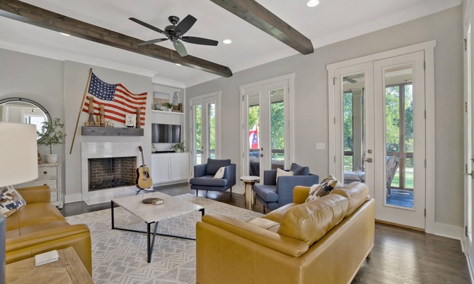 Franklin House | Recently-built all-suite with two porches, firepit, crow's nest, & widow's walk
