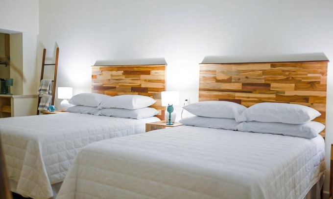 Flores Apartment | Recently Renovated Apartment The Heart Of Flores