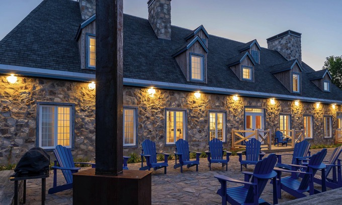 Mauricie House | Reconnect with Nature – Wellness Resort Stay with Trails, River Views & Forest