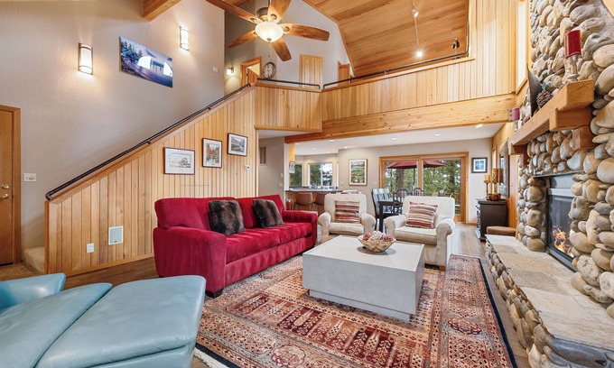 Truckee Cabin | Reconnect with nature and relax in the hot tub this season at Northstar!