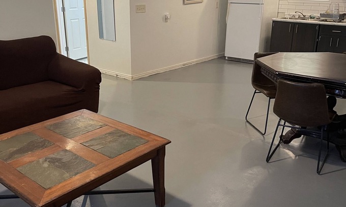 Yuma Other | Red farm house couple miles from Walmart and hiking