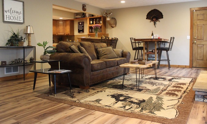 Solon Township House | 🌲Red Flannel Suite - Kid & 🐾 Friendly w/ Patio & 🔥 Pit!