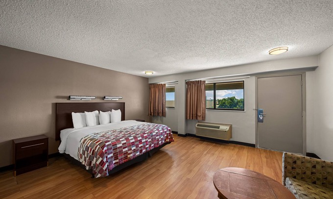Las Colinas Hotel | Red Roof Inn Dallas - DFW Airport North