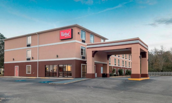 Biloxi Hotel | Red Roof Inn & Suites Biloxi - Ocean Springs
