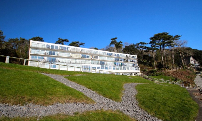 Bishopston Apartment | Redcliffe Apartment L