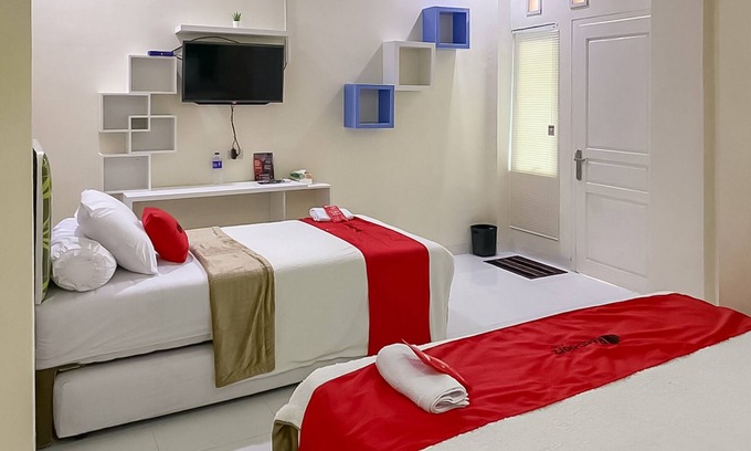 Rajabasa Hotel | RedDoorz Syariah near PKOR Lampung