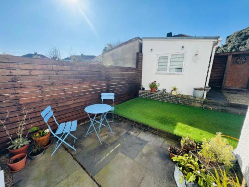 Bristol House | Redland's Fun & Colourful Artistic House