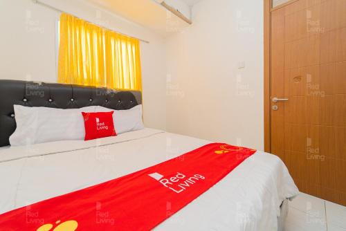 Depok Apartment | RedLiving Apartemen Cinere Resort - Satu Pintu