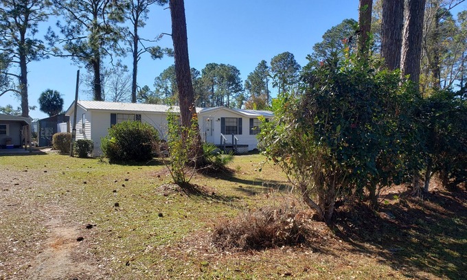 Port St. Joe House | Reduced rates! Gated house 3/2 close to everything! Pet friendly. Book now!