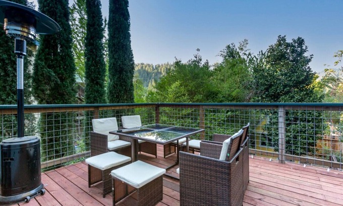 Guerneville House | Redwoods getaway w/decks & fenced yard