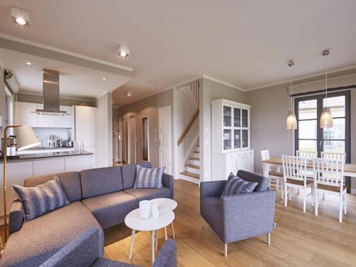Kreptitz House | Reetland am Meer - Premium Reetdachvilla mit 3 Schlafzimmern, Sauna und Kamin E21