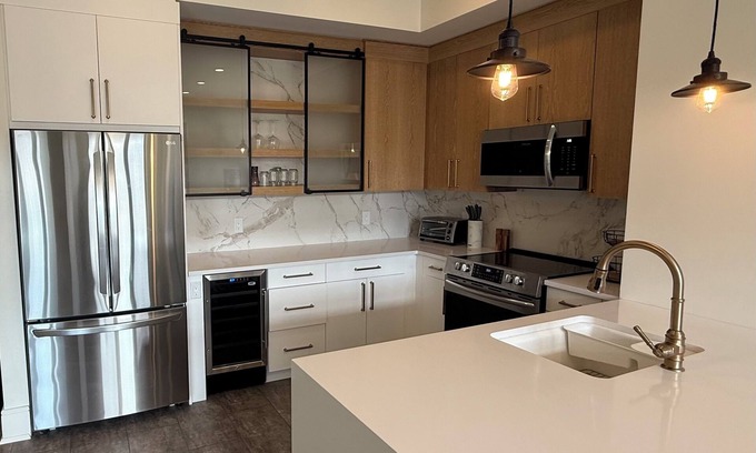 Riverhead Apartment | Refined Residences, Riverhead Charm