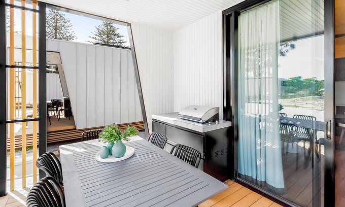 Hawks Nest Other | Reflections Hawks Nest - Holiday Park