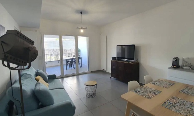 Annecy Old Town Apartment | Reflet du Veyrier 4*/Nearby Old Town & Lake