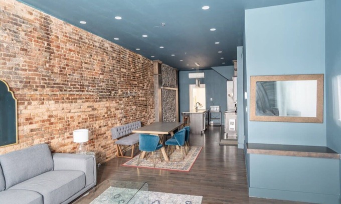 Old Montreal Apartment | Refurbished 2-bed unit