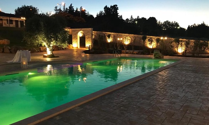 Castellana Grotte Hotel | Relais Masseria Serritella