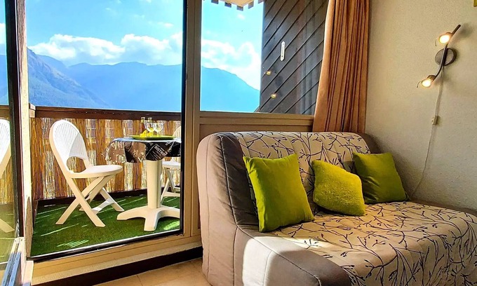 Reallon Apartment | Relais Residence - Apartment 6 sleeping accommodations mountain view in Réallon