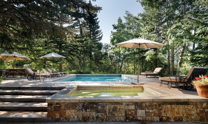 Starwood House | Relax and Unwind at the Stunning Aspen Oasis with 180’ views