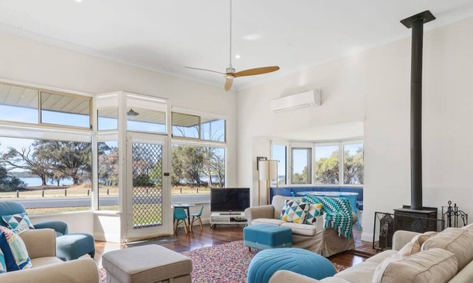 Dawesville House | Relax At Dawesville Estuary
