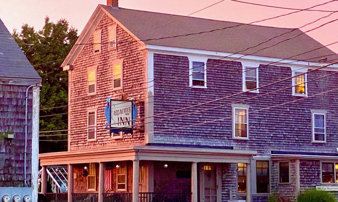 Westport Point Bed & Breakfast | Relax by the sea! Bed & Breakfast room near Horseneck State Beach