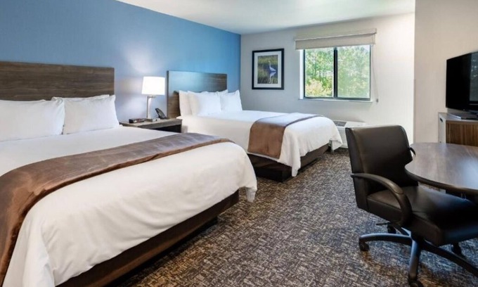 Marion Hotel | Relax in a Clean, Modern Room w/Kitchen Near Harding Presidential Sites