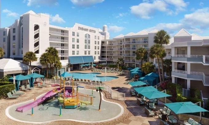 Florida Central Atlantic Coast Hotel | Relax in Style w/Roomy Accommodations + Attractions Nearby – Ideal Getaway