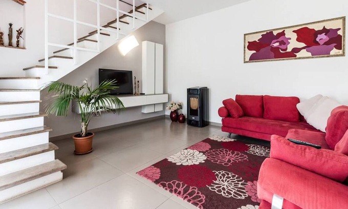 Vecchiano House | Relax in the countryside ... a few steps from the sea and from the city!