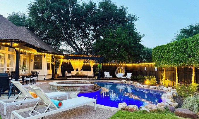 Frisco House | Relax & Play, Frisco Getaway, Saltwater Pool, Heated Spa