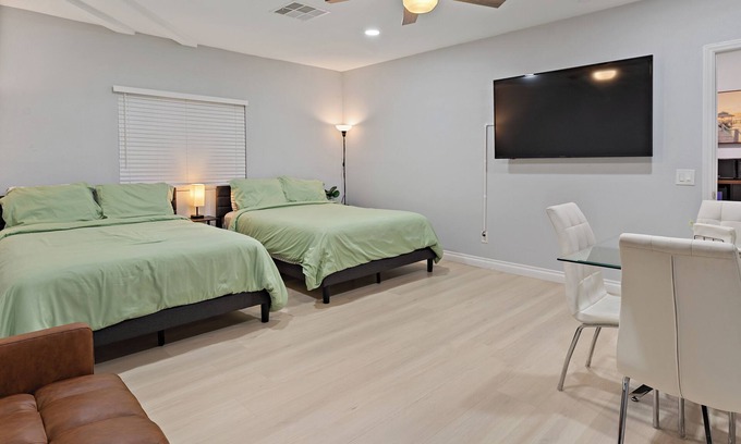 Paradise Hills Apartment | Relax & Unwind - Cozy 1 BR w/Room for 5 Guests