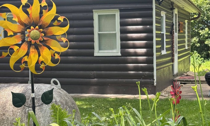 Boscobel Cabin | Relaxation cabin at Crooked Creek