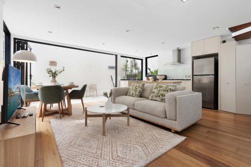 North Bondi Apartment | Relaxed Beachside Townhouse