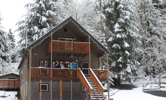 Fall Creek Cabin | Relaxing Fall Creek Vacation Rental