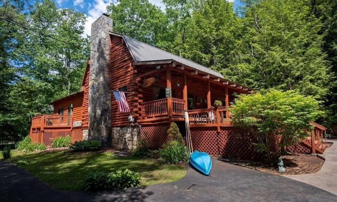 Lake Luzerne House | Relaxing Forest Retreat/minutes from Lake George