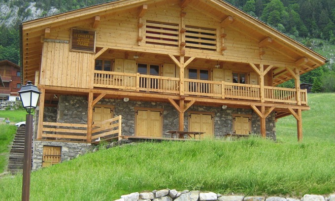 Le Grand-Bornand Apartment | Relaxing In A Chalet Rental Tradition