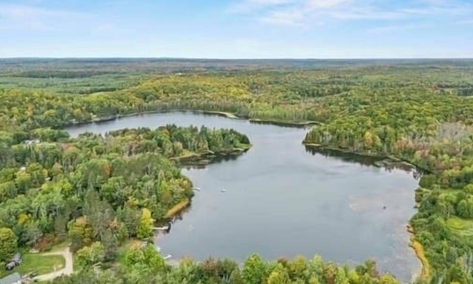 Carter House | Relaxing Lake Home that is certain to create smiles and memories for all ages!