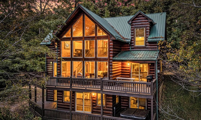 Butler Cabin | Relaxing Mountain Retreat with Breathtaking Views - Watauga Lake