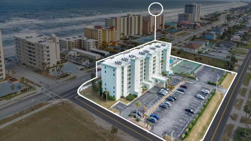 Ocean View Halifax Estates Apartment | Relaxing Ocean Condo Steps from the Beach
