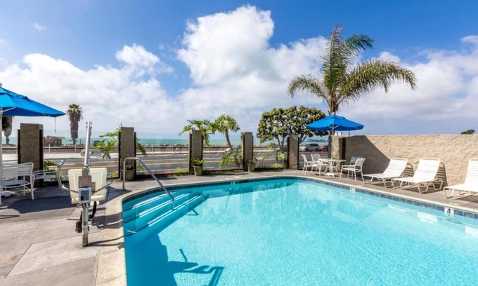 Capistrano Beach Hotel | Relaxing Stay! Private Balcony & Full Kitchen! Outdoor Onsite Pool!