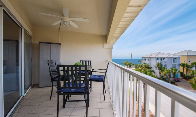 Miramar Beach Condo | Relaxing, updated condo with stunning beach view. Come be spoiled at the beach🐶