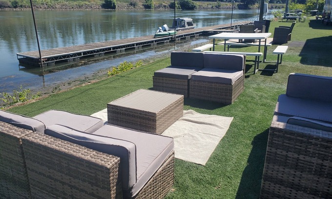 Walnut Grove House | Relaxing Waterfront RV along the Sacramento River