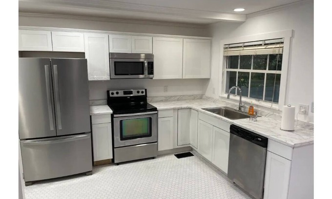 Fort Myers River District House | Remodeled Downtown Ft Myers Entire House