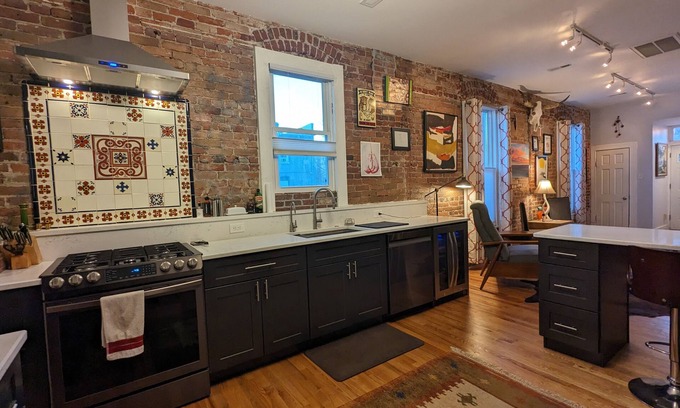 City Park West House | Remodeled Historic 2Bed 2Bath House in the heart of the Hospital District