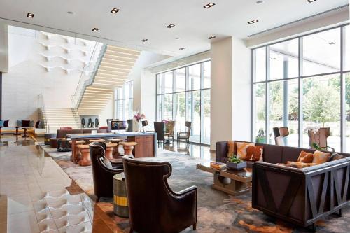 Legacy Park Hotel | Renaissance Dallas at Plano Legacy West Hotel