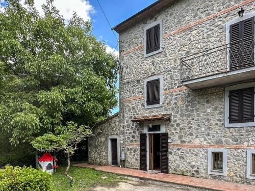 Piancastagnaio House | Renee House